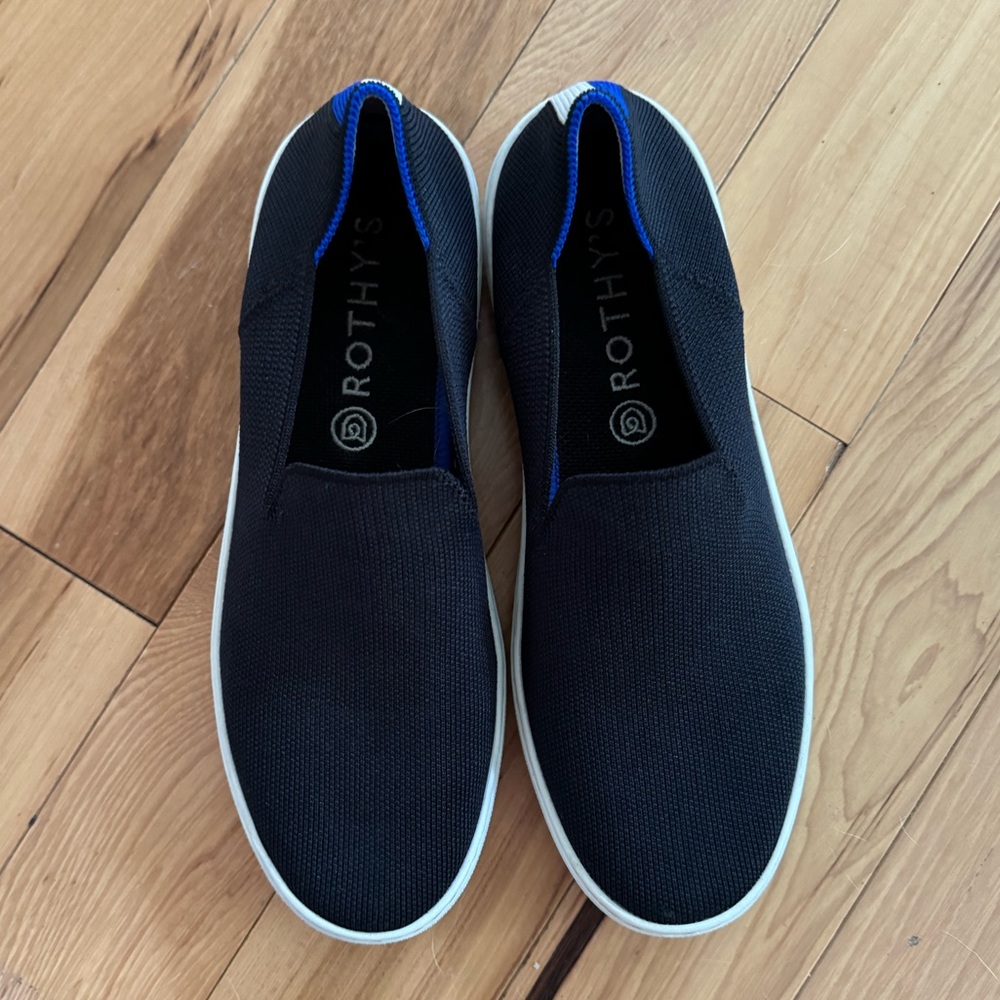 Black Rothy’s Size 8